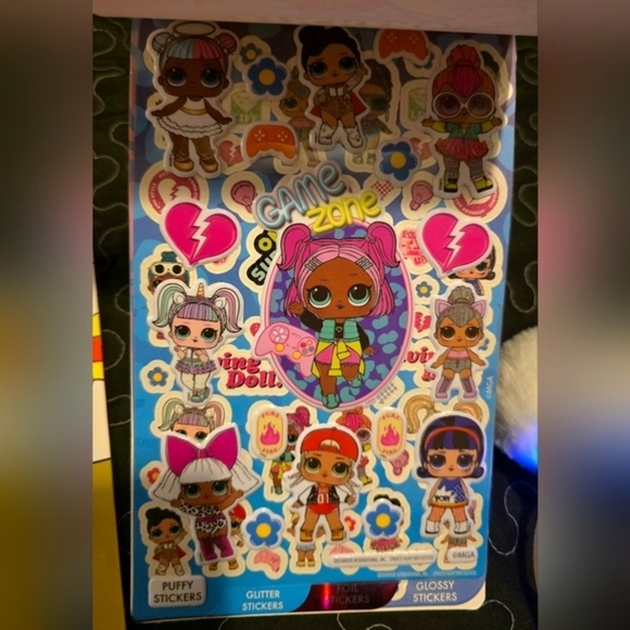LOL Surprise Bundle. Stickers, lip gloss, slap bracelets, folders, coin purse - Picture 4 of 10